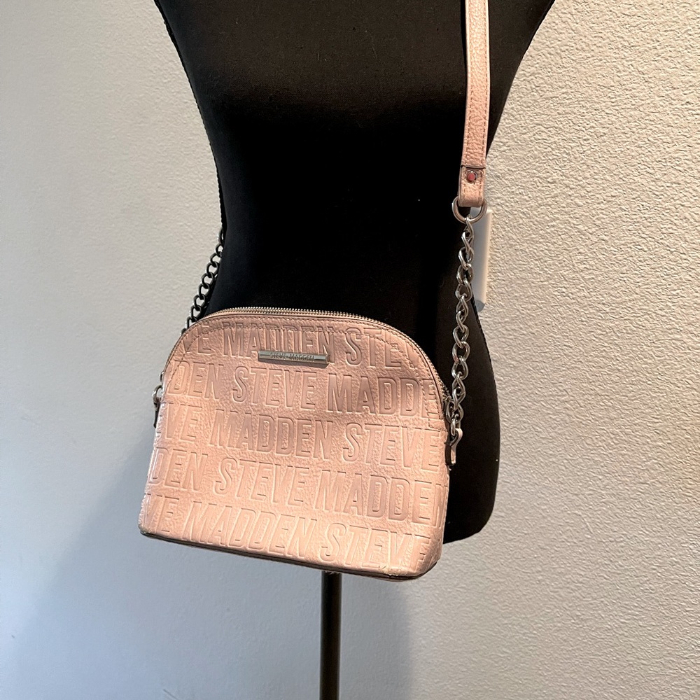 Stylish Steve Madden crossbody handbag